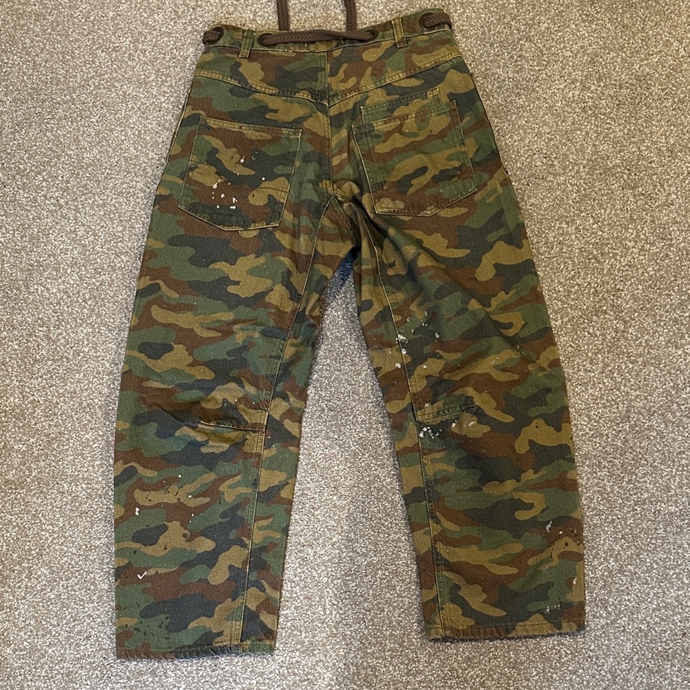 We The Free Moxie Denim Low Slung Barrel Jeans Camo-26 - Picture 3 of 8